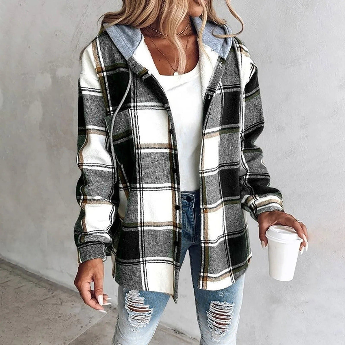 Sweter damski oversize w kratę z guzikami i kołnierzem - Cavrel